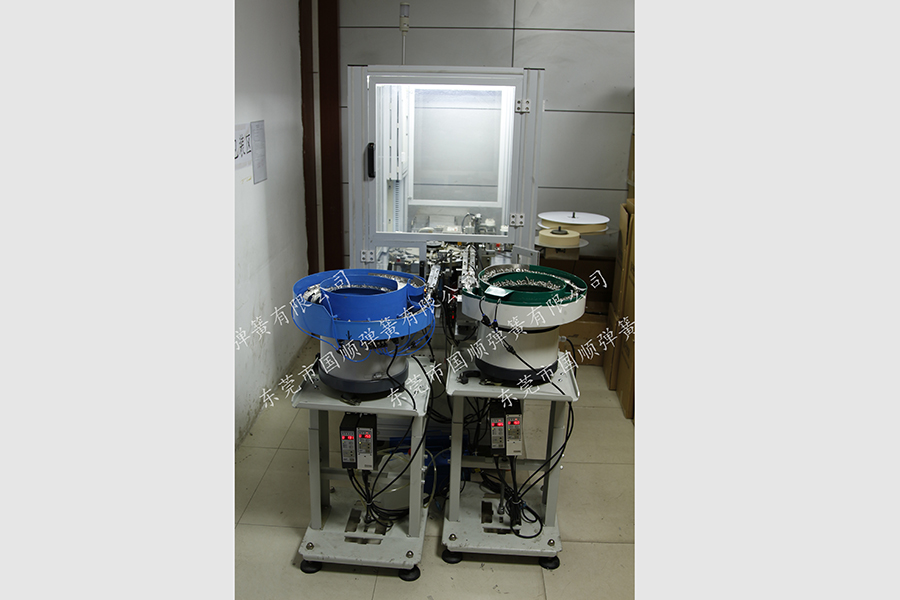 自动化编带加工设备